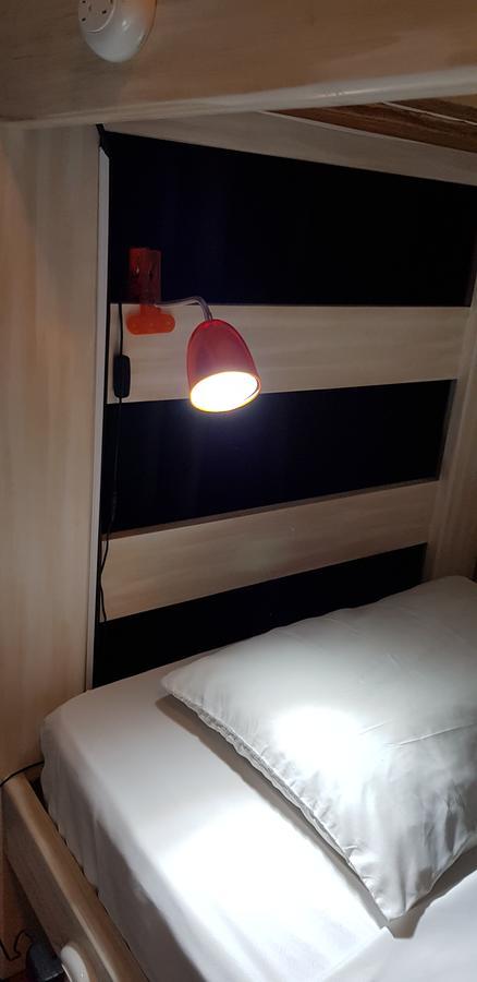Noah Boutique Hostels Медельин Экстерьер фото