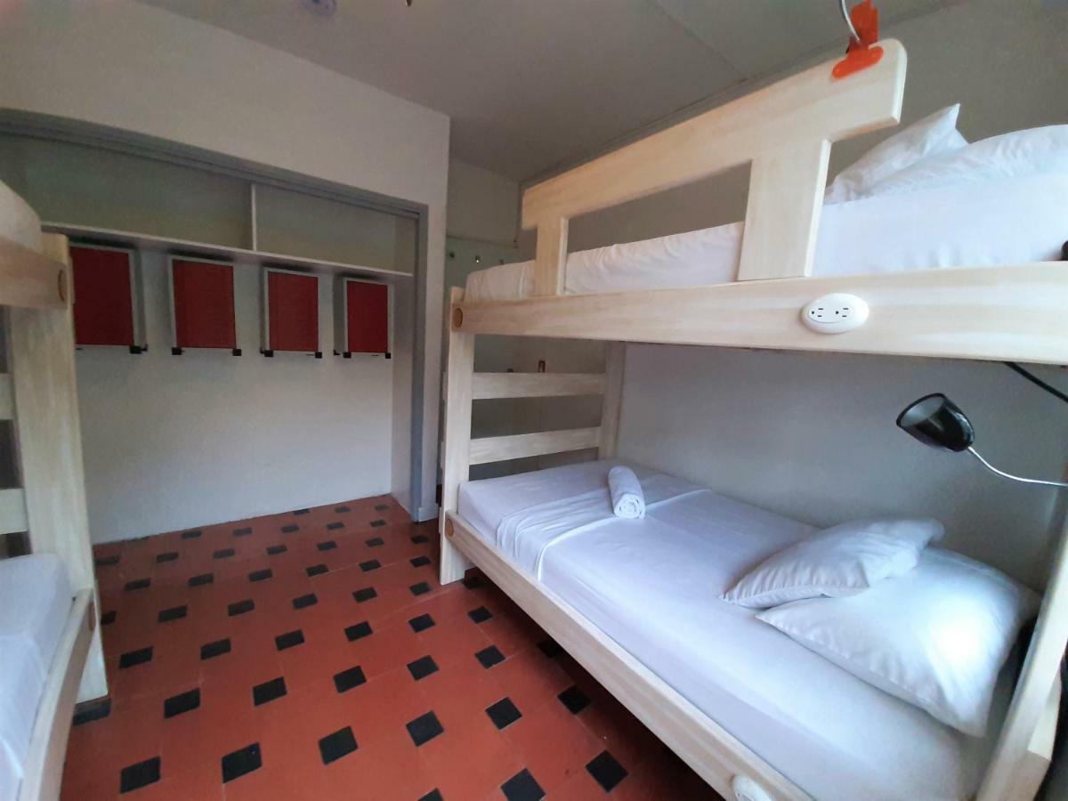 Noah Boutique Hostels Медельин Экстерьер фото
