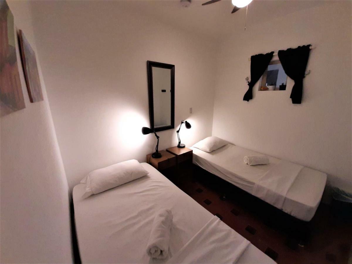 Noah Boutique Hostels Медельин Экстерьер фото