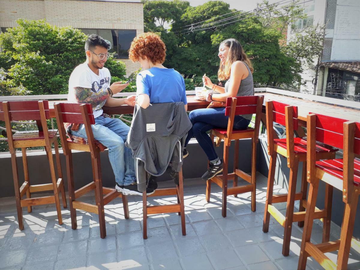 Noah Boutique Hostels Медельин Экстерьер фото